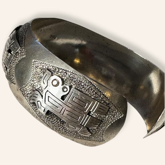 Mexican / Aztec 900 silver cuff bracelet - Picture 10 of 14